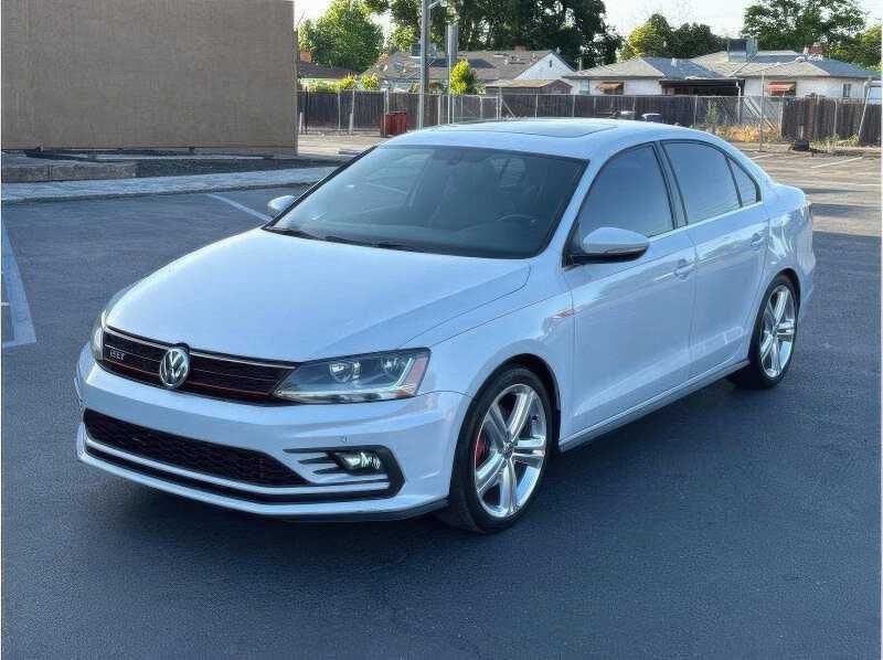 2017 Volkswagen Jetta 2.0T GLI