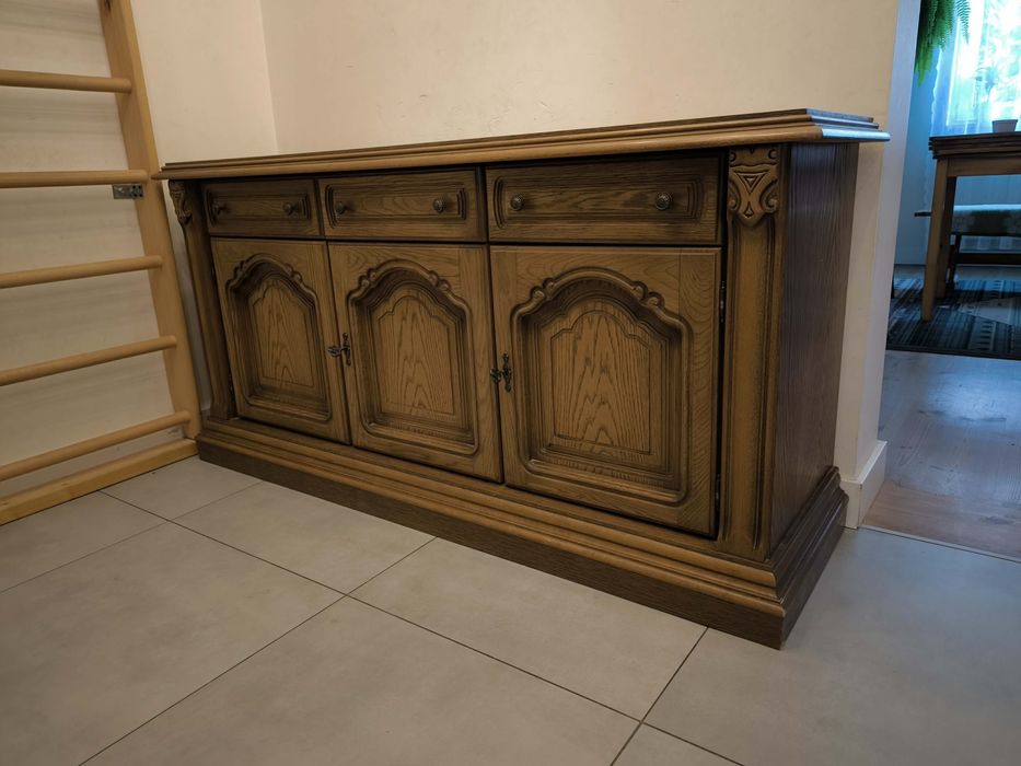 DĘBOWA komoda 160 cm – masywna, pięknie rzeźbiona, klasyczna