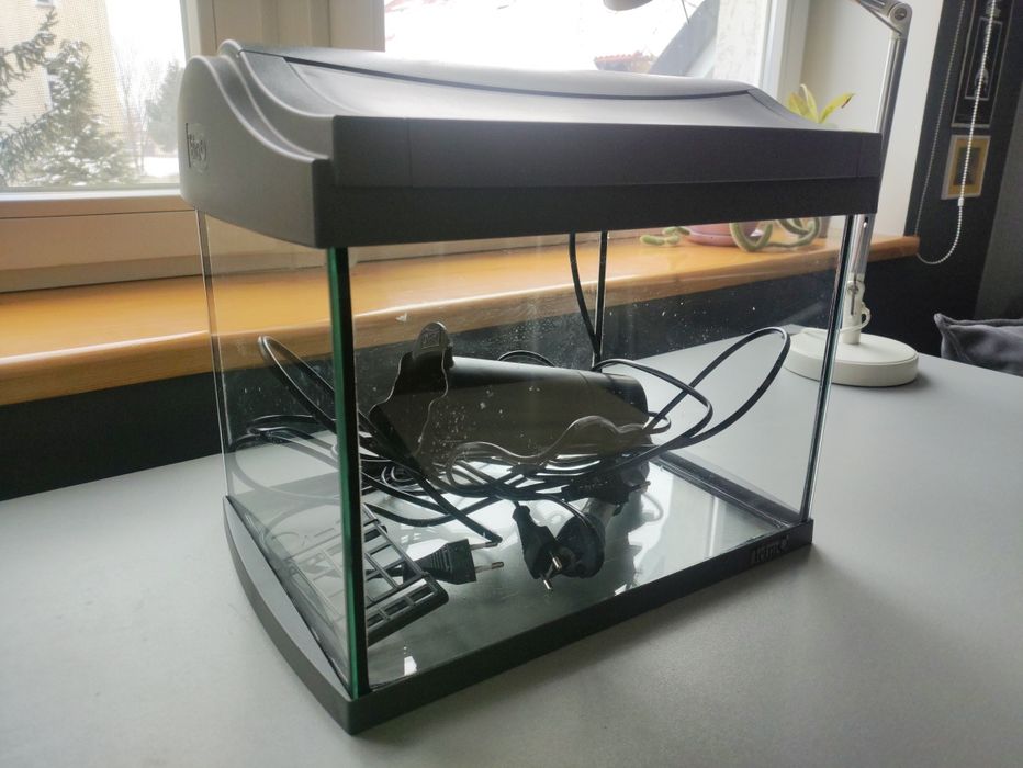 akwarium 20l z akcesoriami