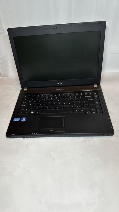 Acer TravelMate model P643-M