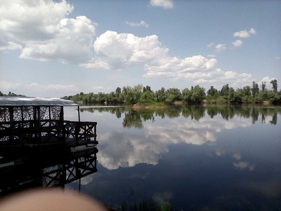 Пора відпочинку на  р.Десна.