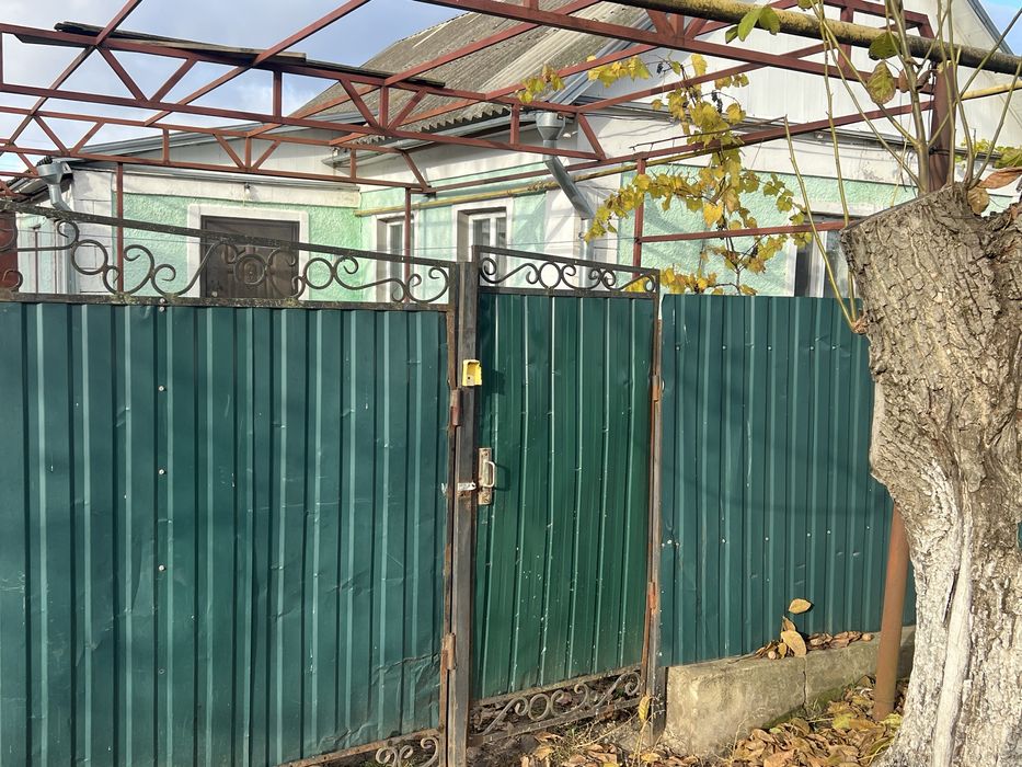 Продам будинок терміново!