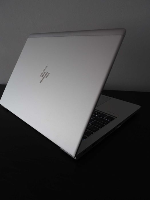 HP EliteBook 840 G5 | i5-8350U | 16 GB RAM | SSD | Windows 11