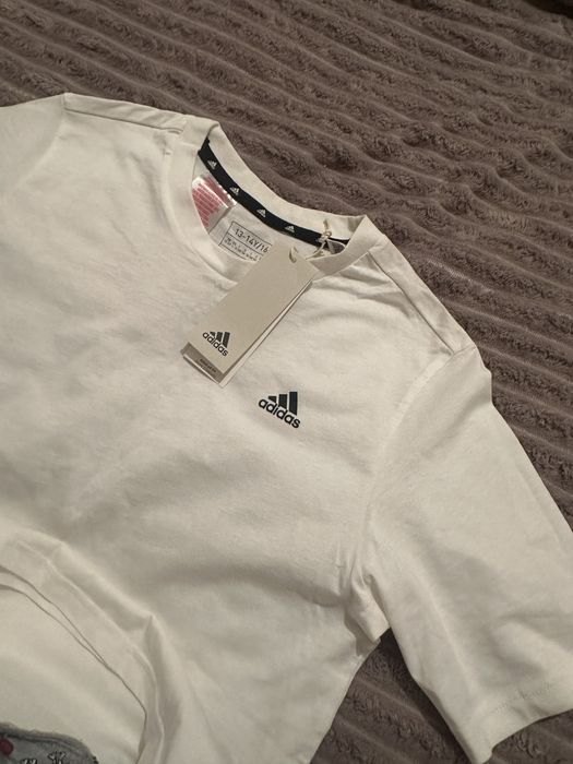 Новая футболка адидас оригинал худи костюм