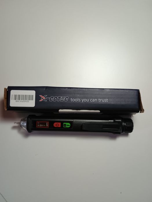Bezkontaktowy tester próbnik napięcia X-COTEC LED