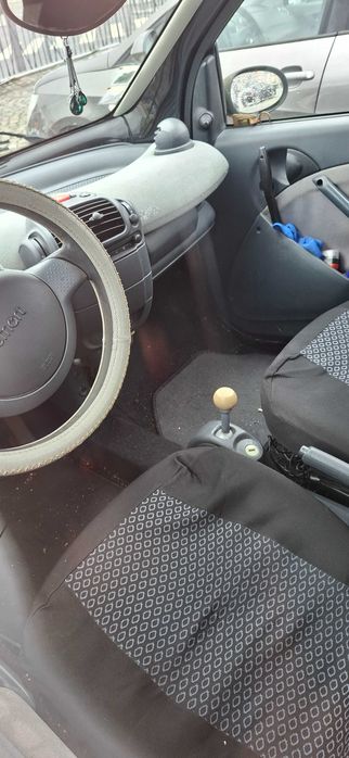 Vendo  Smart fortwo cdi 2002 AVARIADO