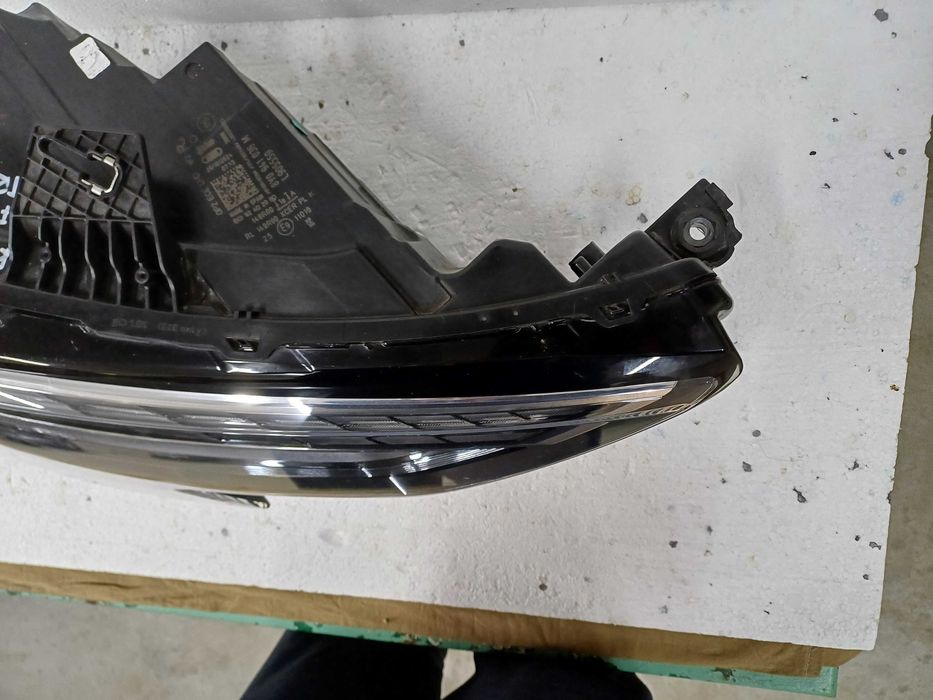 lampa prawa audi a3 8y full led matrix model 8y094.1036m