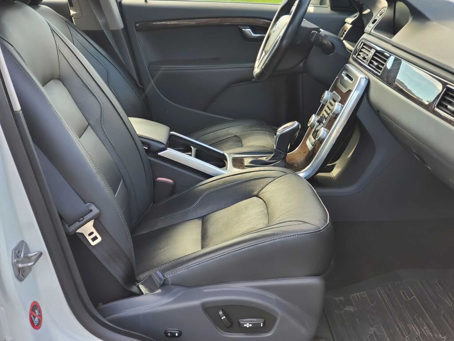 Volvo S80      2016