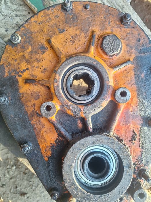 Przekladnia cyklop UNHZ 500  przyczepa leśna łuparka