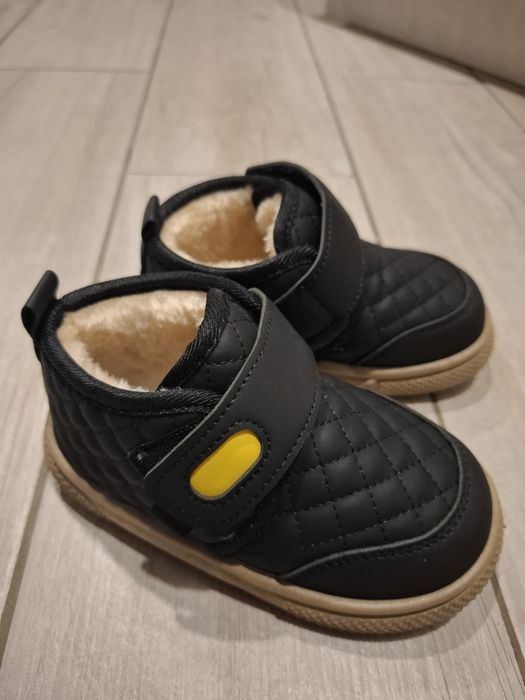 Дитячі зимові уггі