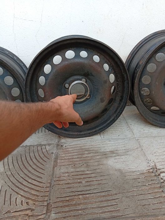 Jantes 15 Original Renault 4x100