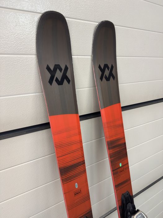 Narty Völkl Blaze 94 172 cm 2026