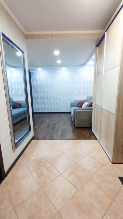 Продам 2 кімнатну квартиру смт. Слобожанське (Ювілейний)