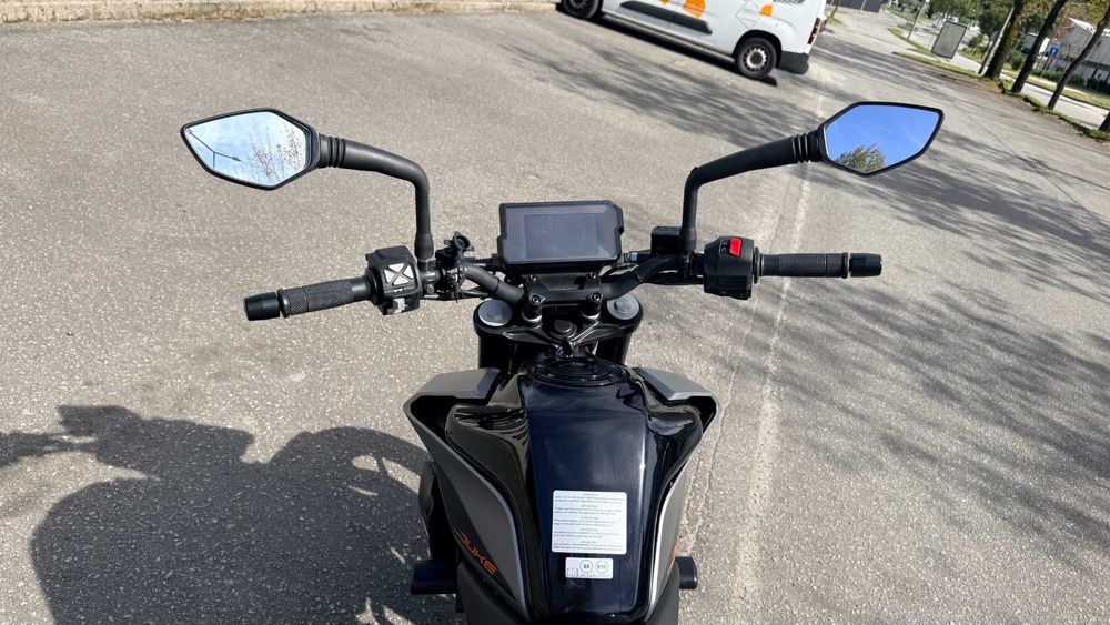 Selling KTM DUKE 390