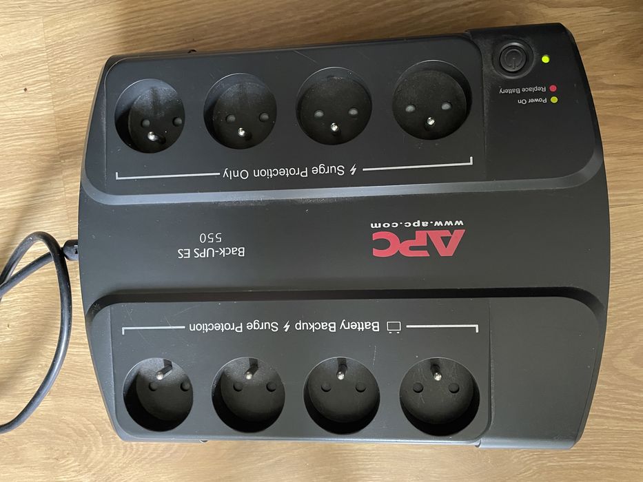 APC BACK-UPS ES 550 zasilacz awaryjny