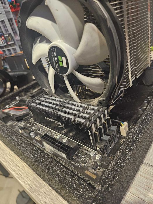 i7-9700K + DDR4 32GB + Prime B365-Plus