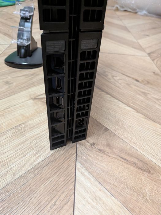 Konsola ps4 Playstation 4