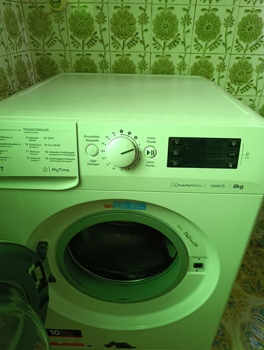 Máquina de lavar roupa