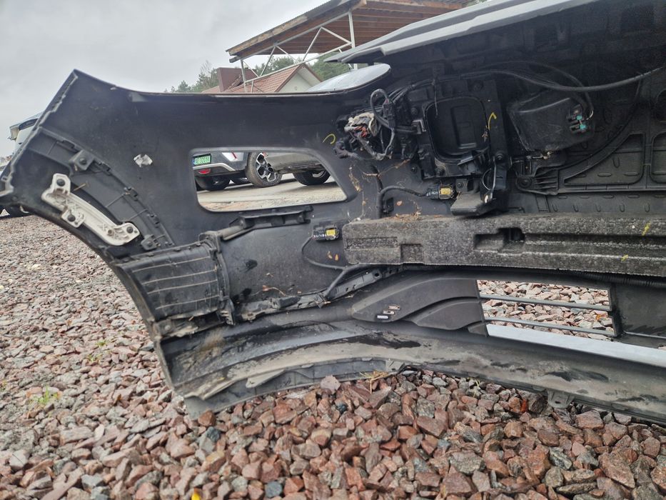 Hyundai kona electric бампер передний взборі, фари,  ходові вогні,