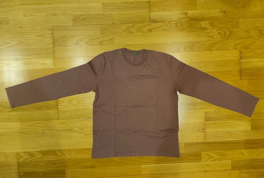Camisola Benetton Manga Comprida – Nome da marca nas Costas
