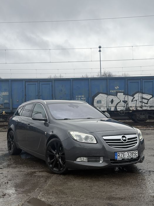 Opel insygnia 2.0 cdti niski przebieg