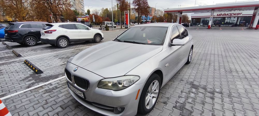 BMW    528    XD
