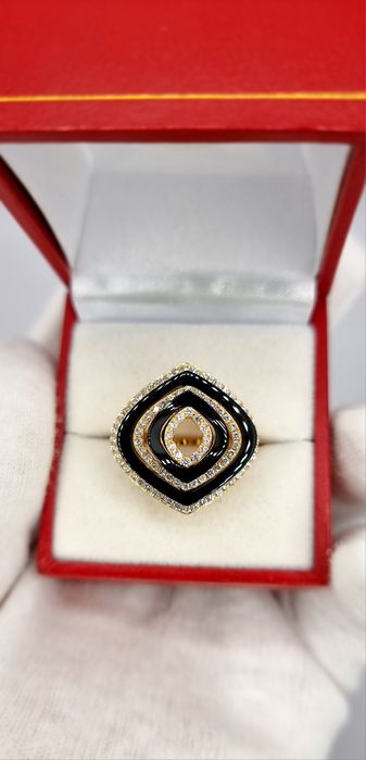 Уникальное кольцо Оникс и бриллианты