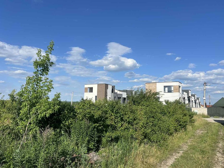 Продам ділянку Смиківці