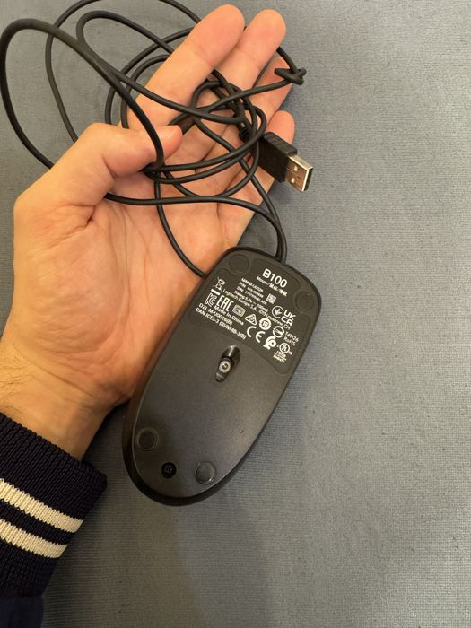 Używana przewodowa mysz Logitec