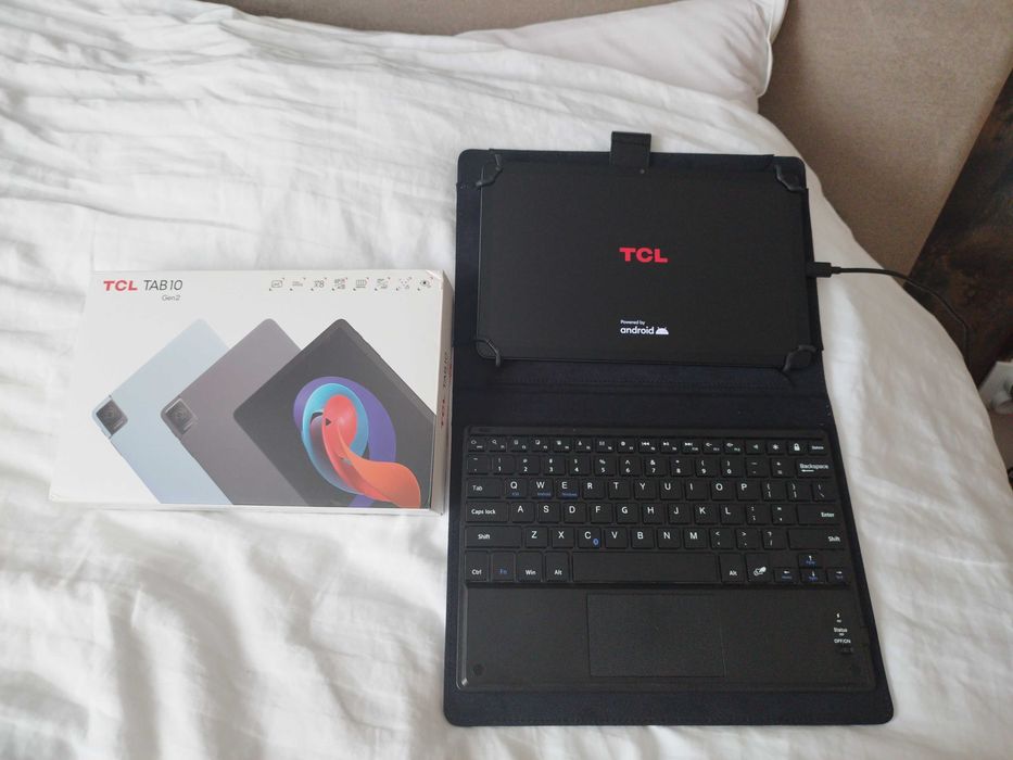 Tablet TCL TAB 10 GEN2  z klawiaturą
