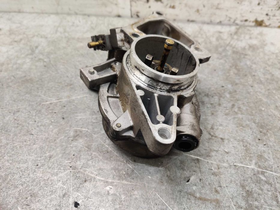 Ford Mondeo MK3 2.0 TDCI Pompa Vacum