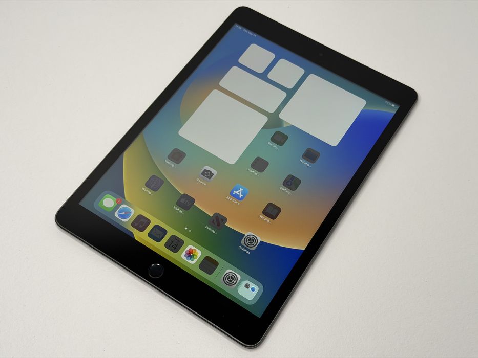 iPad 9. gen. (A2602) - 64GB - faktura VAT 23%