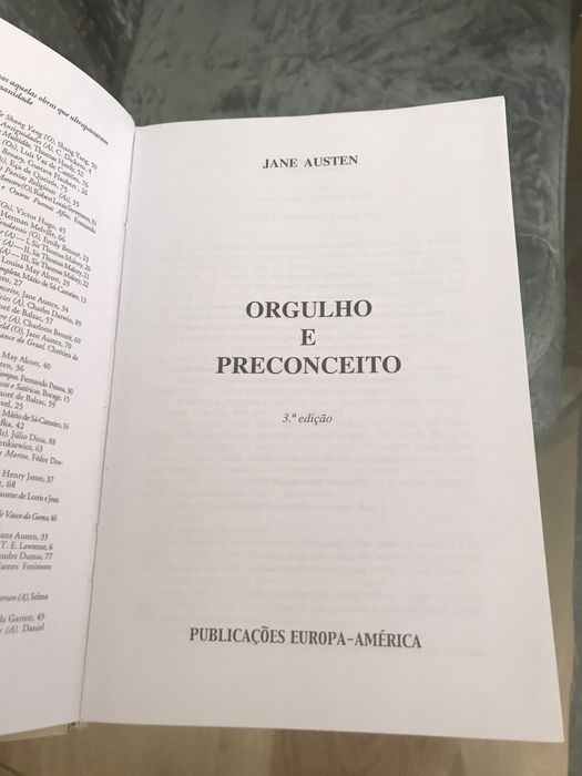 Livro “Orgulho e Preconceito” de Jane Austen