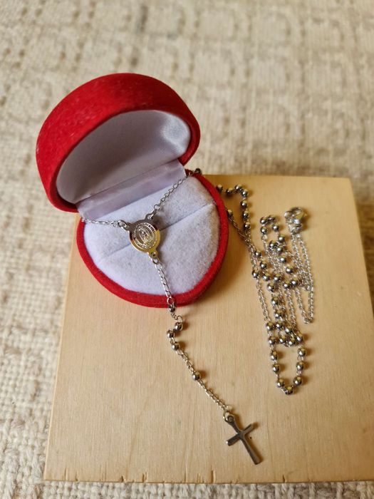 Różaniec stal nierdzewna medalik różaniec kolor srebrny dewocjonalia