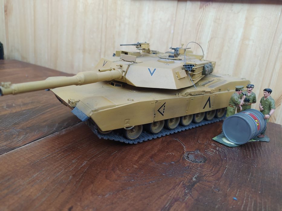 Масштабная модель 1:35 танка Абрамс