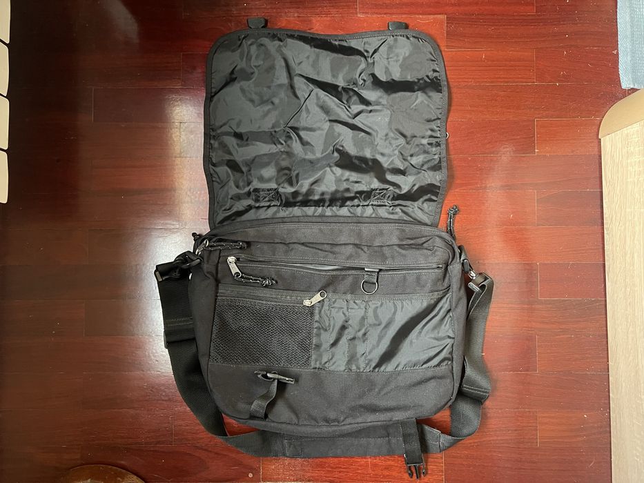 Mala / Bolsa / Mochila tiracolo Eastpak como Nova