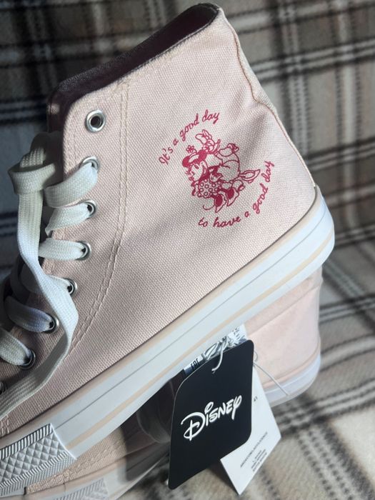 Нежно-розовые кеды Disney Minnie Mouse в стиле Converse (конверсы)