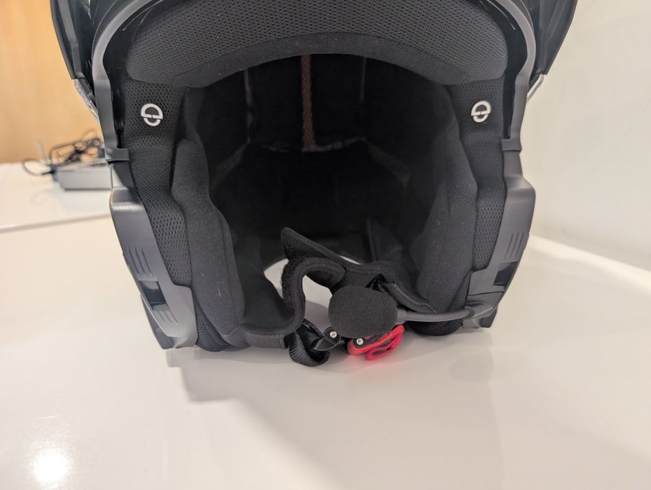 SCHUBERTH C5 e intercomunicador SC2