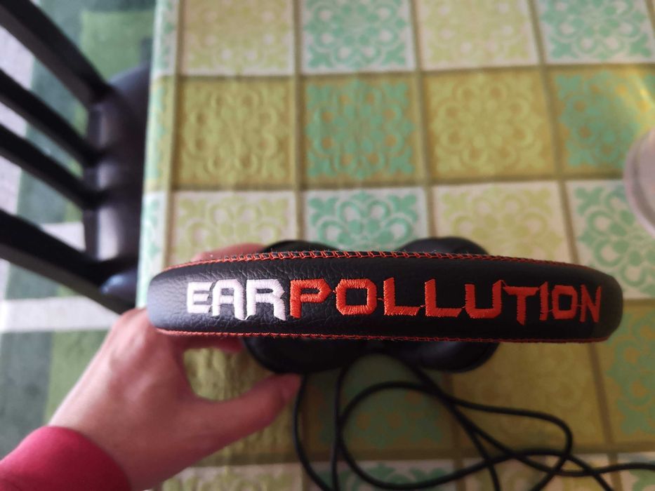 Headphones EarPollution64737761656451121