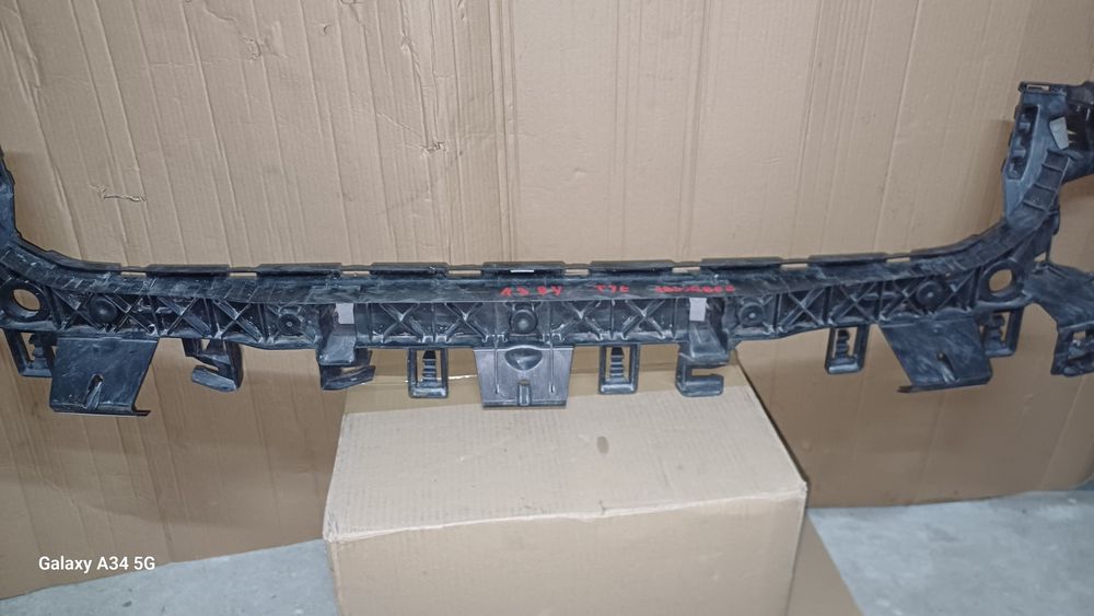 Absorber ślizg zderzaka tylniego audi a3 8Y
