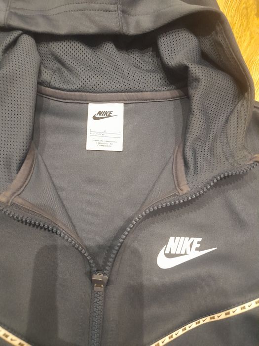 Спортивна кофта Nike