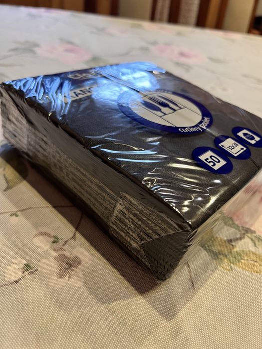 Serwetki kieszonka na sztućce 50 opakowańx50 Clarina Kangaroo Napkins