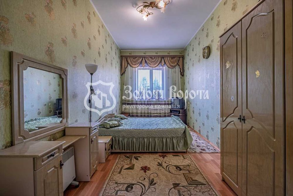 Велика 2-кімнатна квартира 90 м², пров. Бабкіна 13, м. Бориспіль