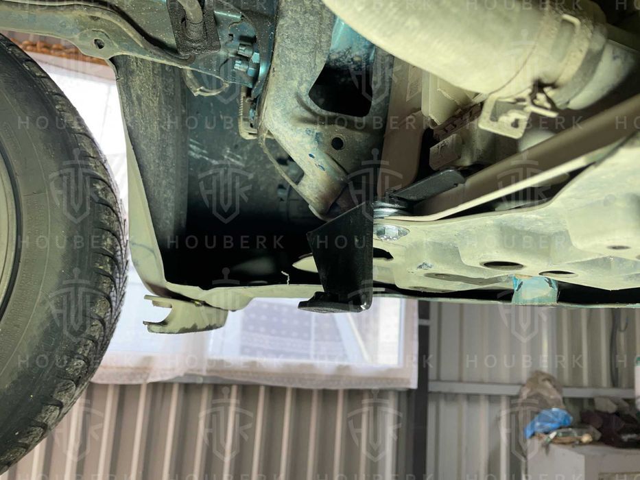 Захист двигуна Toyota Yaris 2, 3 (2006-2020) Защита двигателя HOUBERK