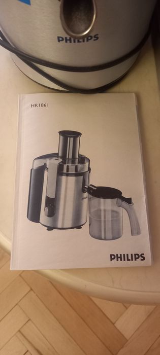 Соковитискач PHILIPS /HR1861/