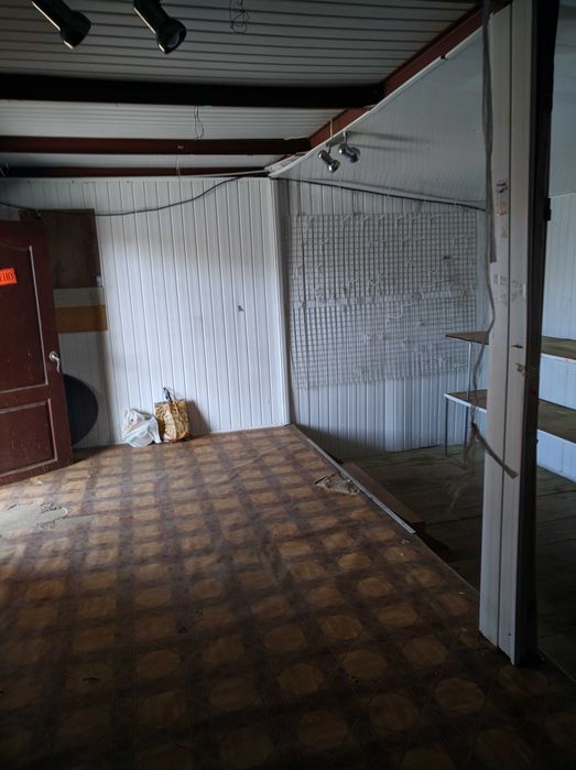 Продам магазин на ринку Південний м.Вараш.