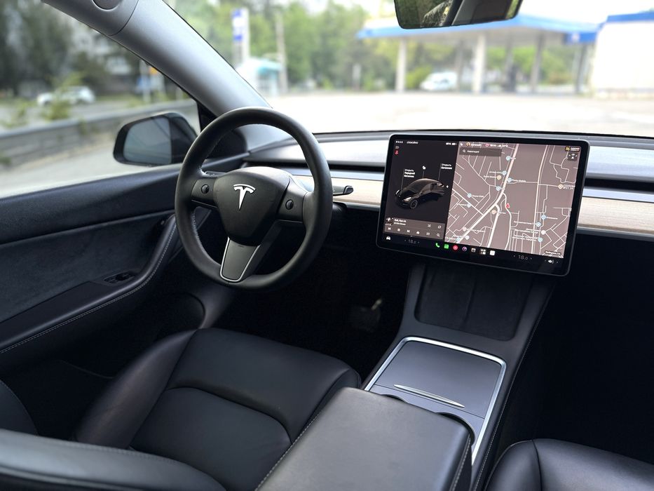 Tesla Y 2021 Long Range Dual Motor