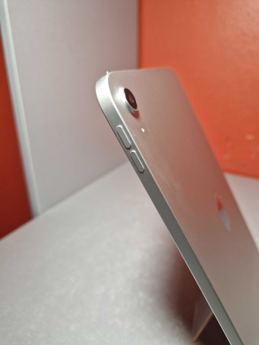 Tablet Apple iPad (10th gen) WI-FI 10,9" 4/64GB kondycja baterii 91%