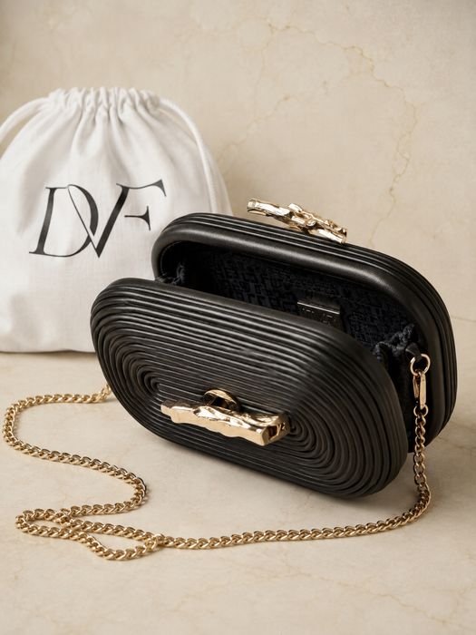 Новий шкіряний клатч Diane von Furstenberg DVF чорний з ланцюжком