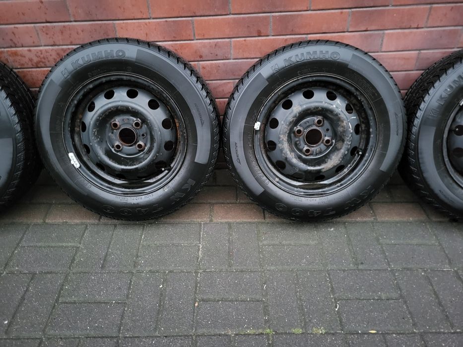 Felgi stalowe z oponami 175/70R14